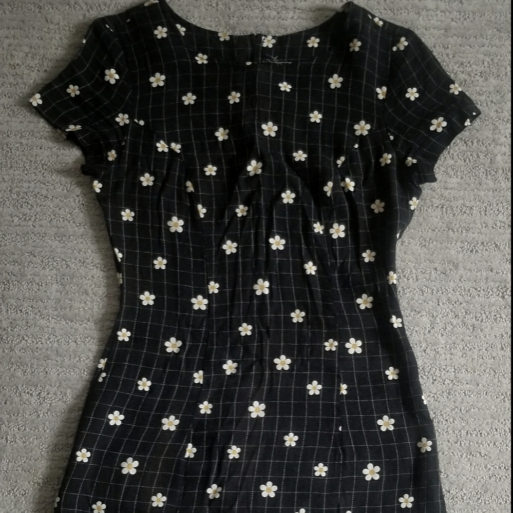Bodycon grid daisy dress